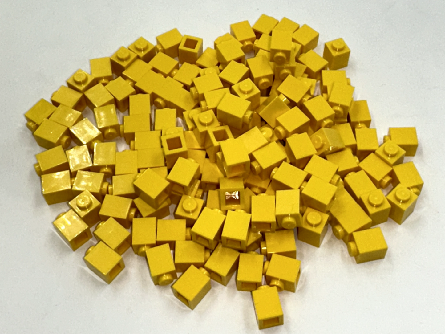 LEGO Pack of 200x New Yellow Brick 1 x 1 BULK BRICKS