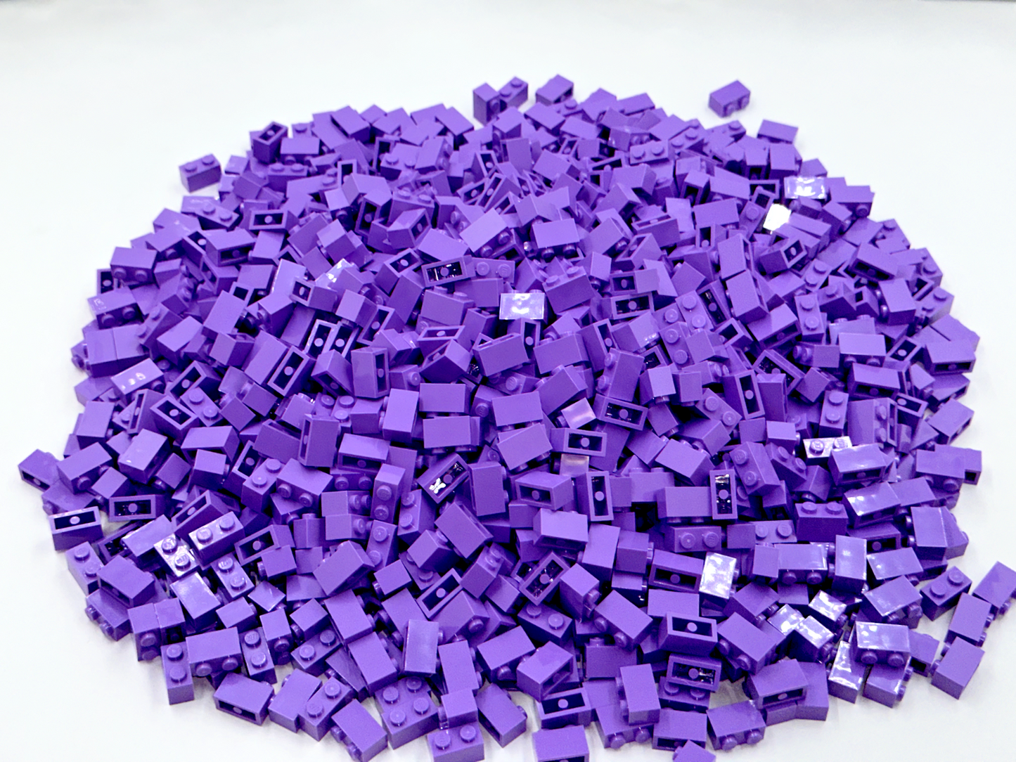 LEGO Pack of 200x New Medium Lavender Brick 1 x 2 BULK BRICKS