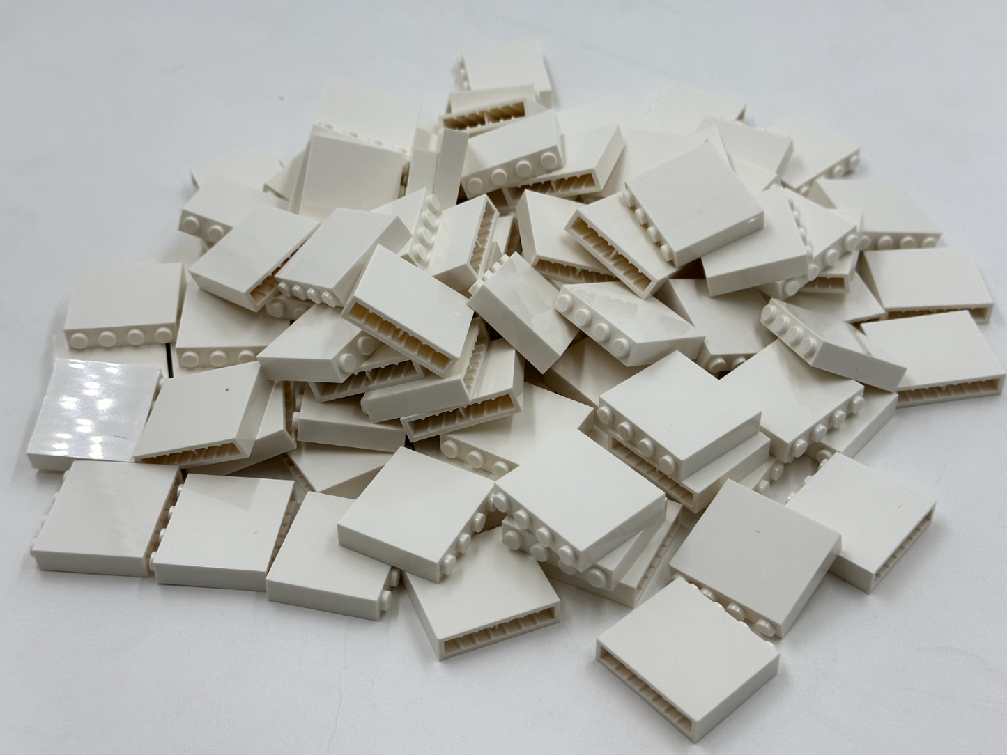 LEGO Pack of 200x New White Brick 1 x 4 x 3 BULK BRICKS