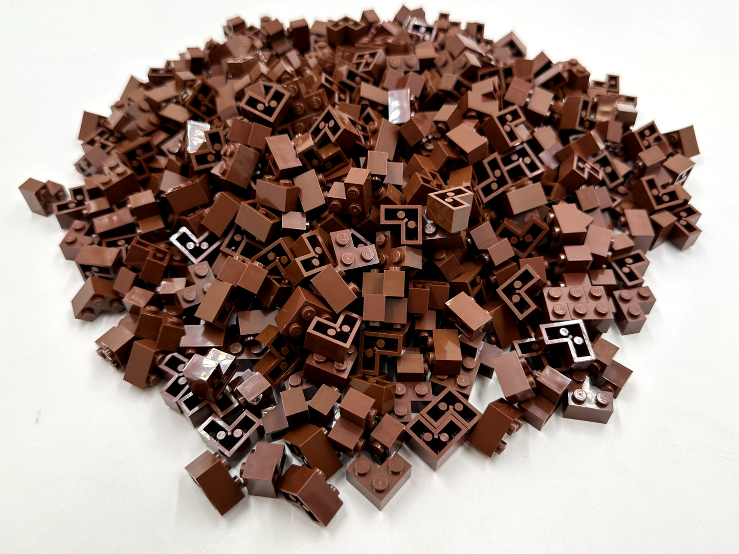 LEGO Pack of 200x New Reddish Brown Brick 2 x 2 Corner BULK BRICKS