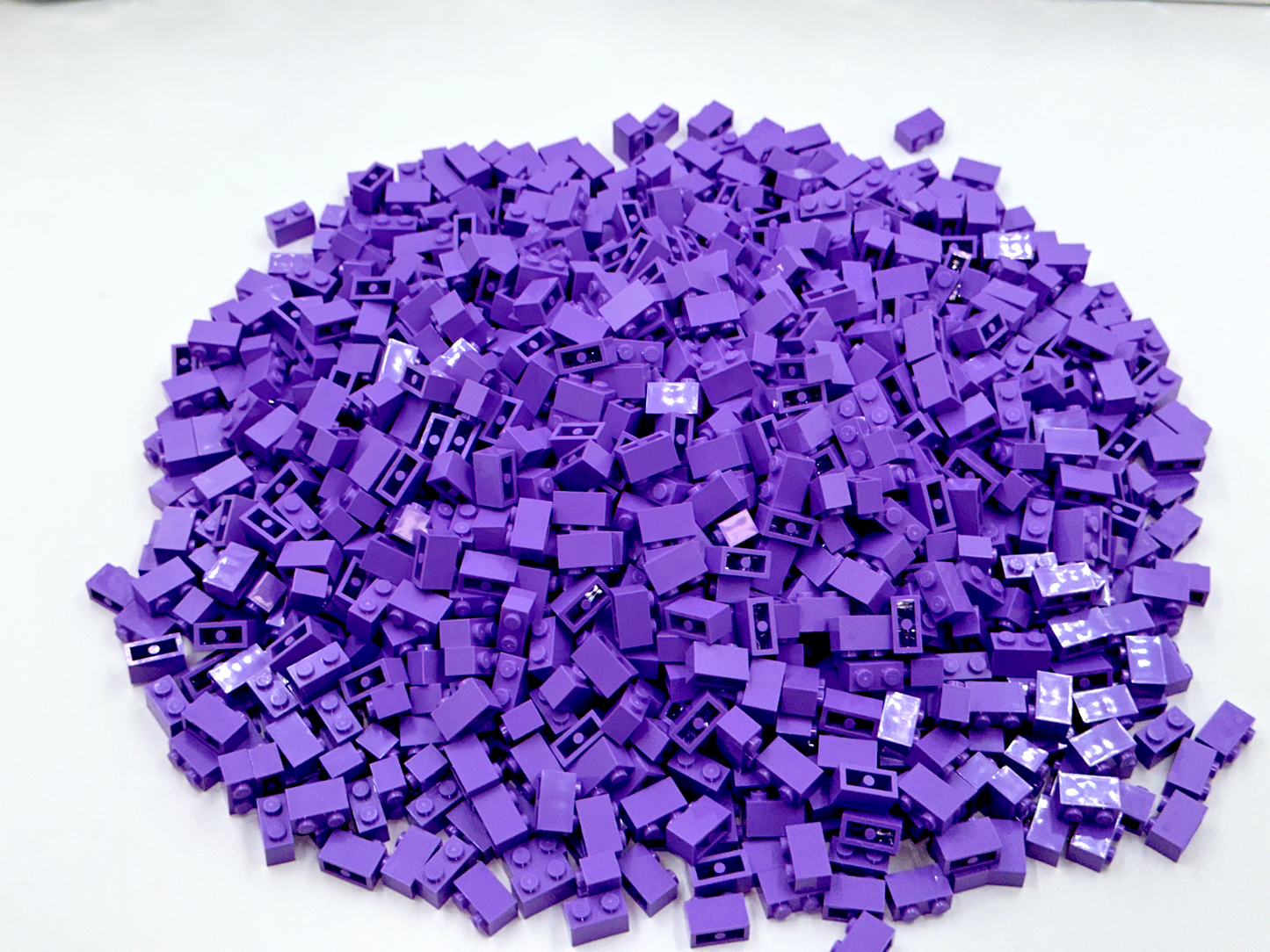 LEGO Pack of 200x New Medium Lavender Brick 1 x 2 BULK BRICKS