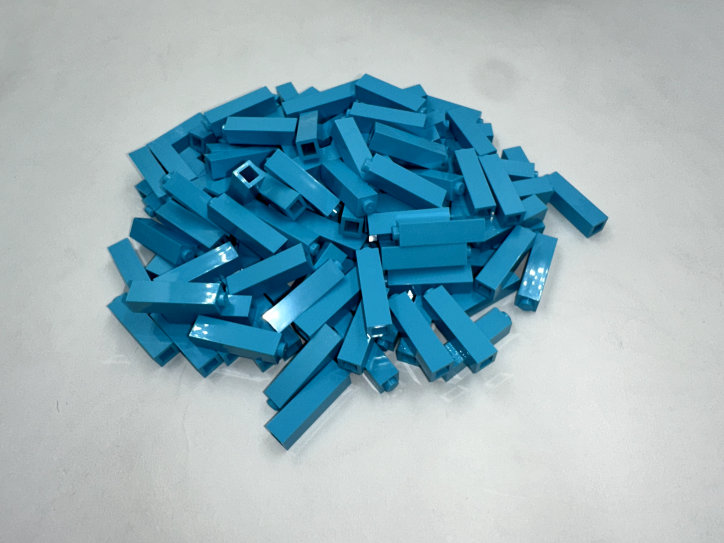 LEGO Pack of 200x New Medium Azure Brick 1 x 1 x 3 BULK BRICKS