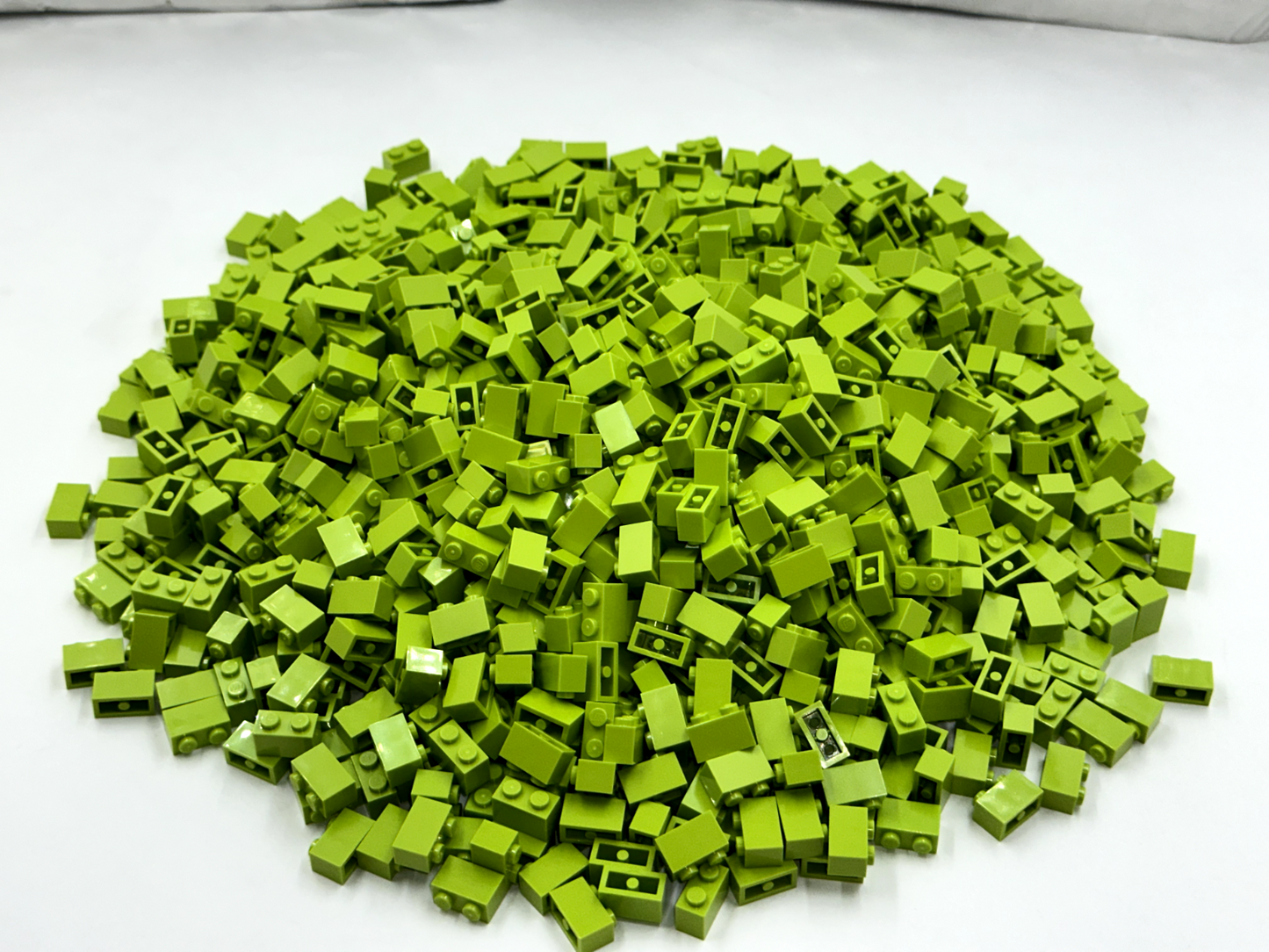 LEGO Pack of 200x New Lime Brick 1 x 2 BULK BRICKS