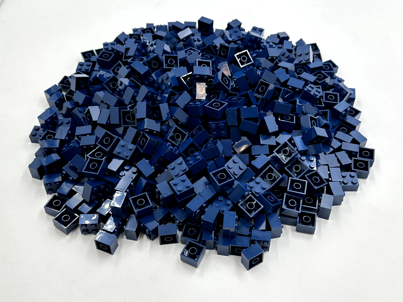 LEGO Pack of 200x New Dark Blue Brick 2 x 2  BULK BRICKS