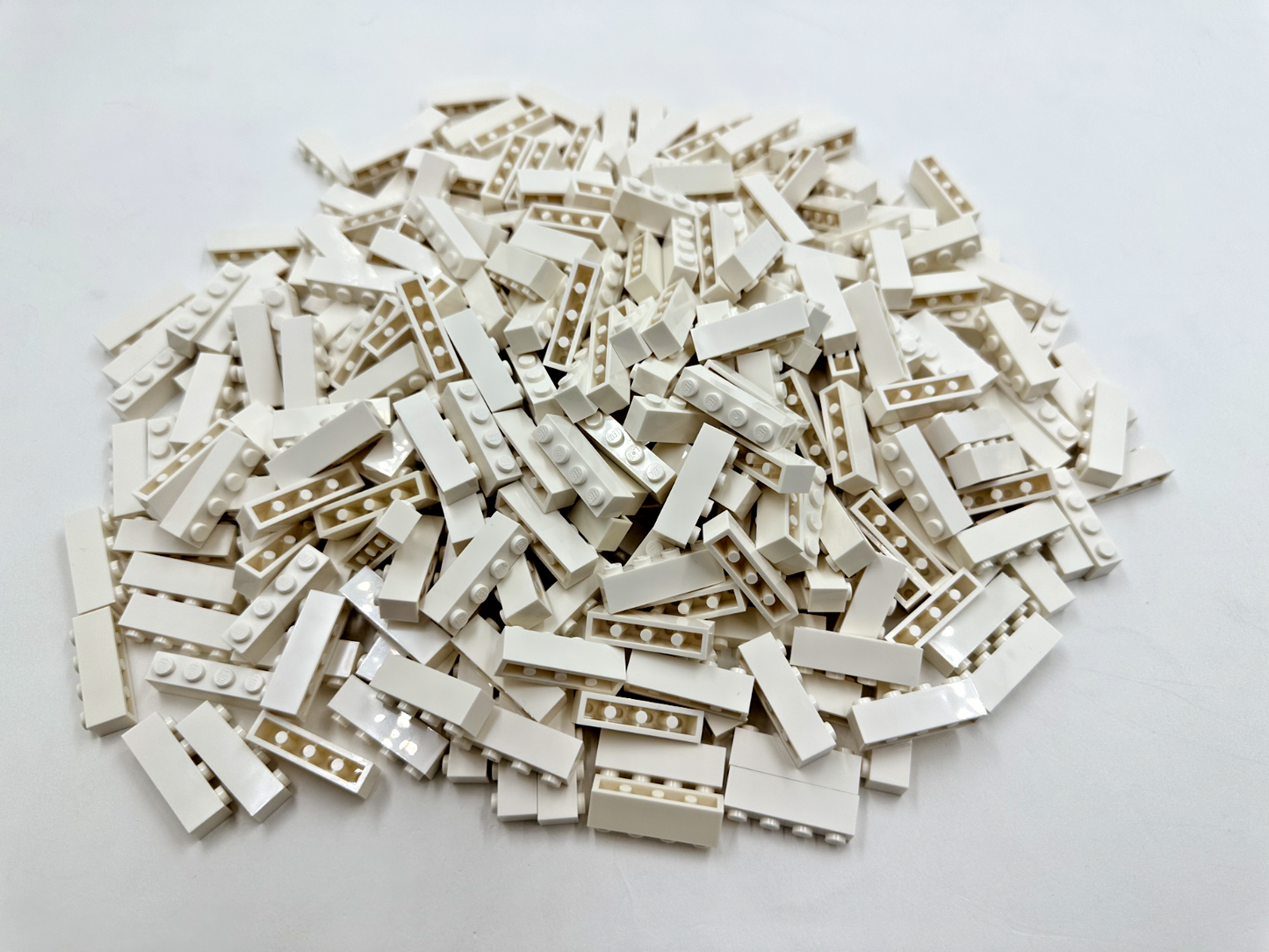 LEGO Pack of 200x New White Brick 1 x 4 BULK BRICKS