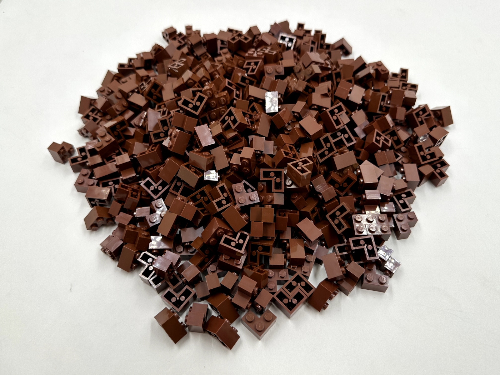 LEGO Pack of 200x New Reddish Brown Brick 2 x 2 Corner  BULK BRICKS