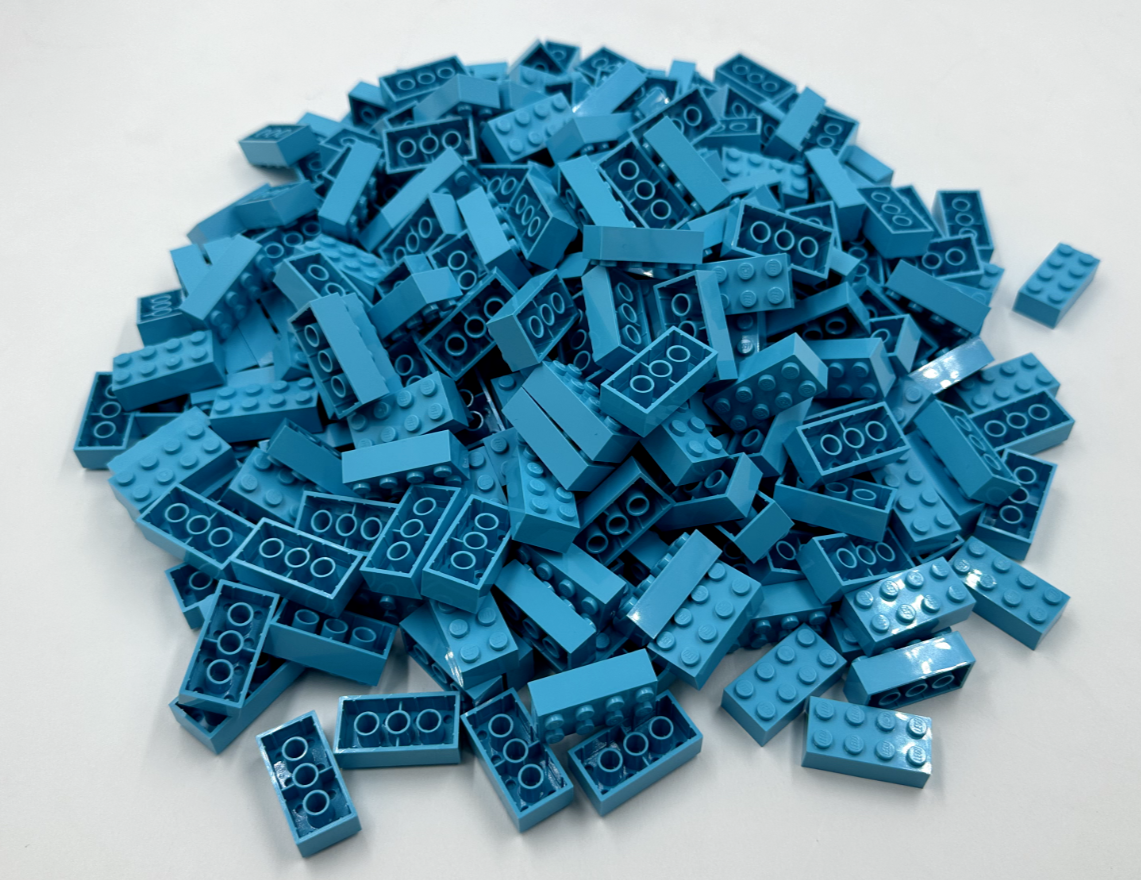 LEGO Pack of 200x New Medium Azure Brick 2 x 4  BULK BRICKS