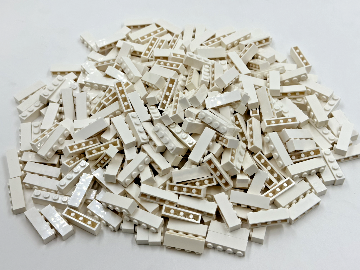 LEGO Pack of 200x New White Brick 1 x 4 BULK BRICKS