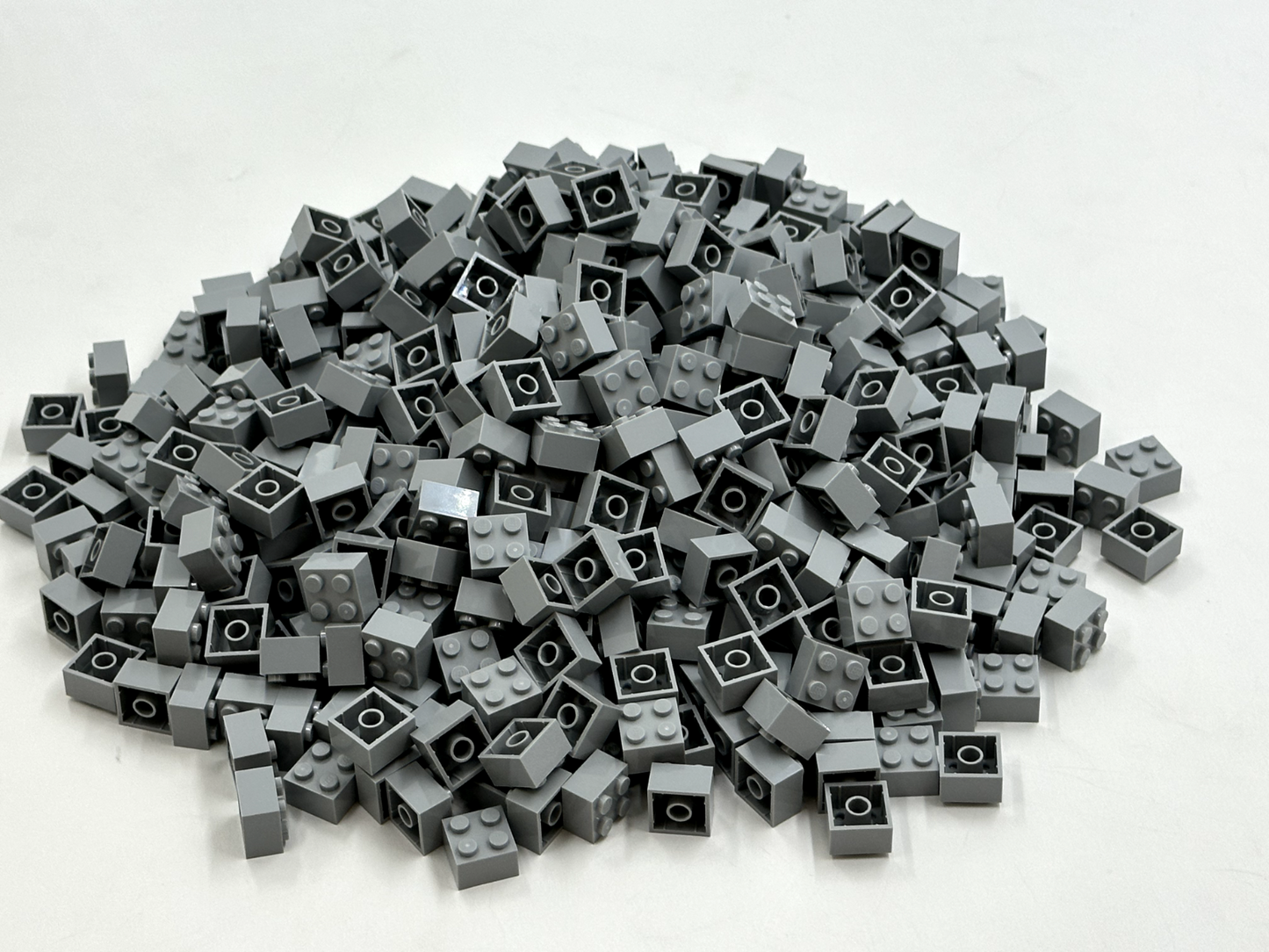 LEGO Pack of 100x New Light Bluish Gray Brick 2 x 2  BULK BRICKS