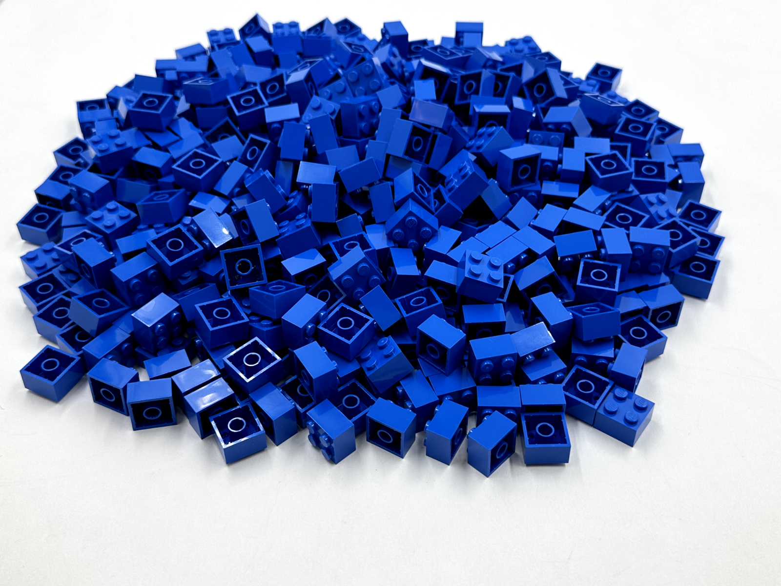 LEGO Pack of 200x New Blue Brick 2 x 2  BULK BRICKS