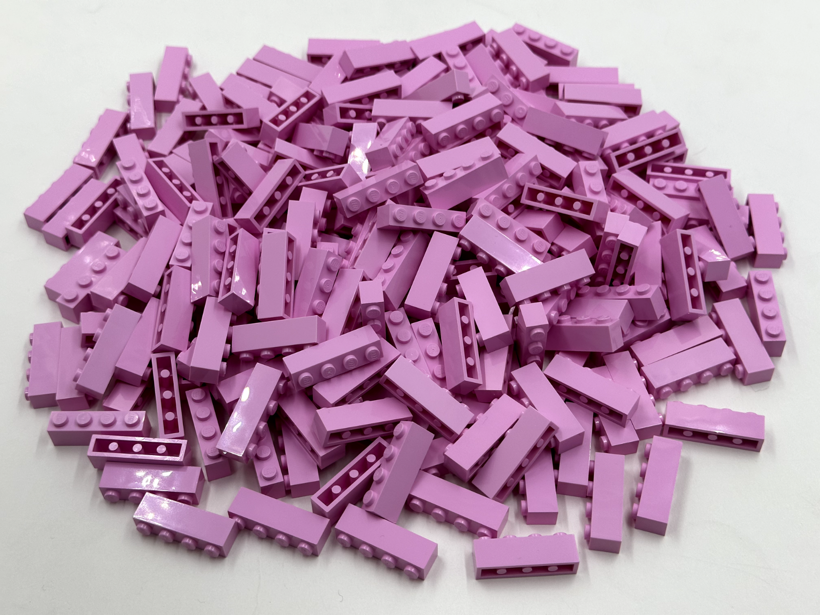 LEGO Pack of 200x New Bright Pink Brick 1 x 4 BULK BRICKS