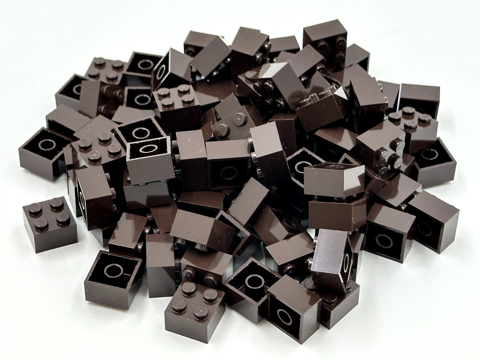 LEGO Pack of 200x New Dark Brown Brick 2 x 2  BULK BRICKS