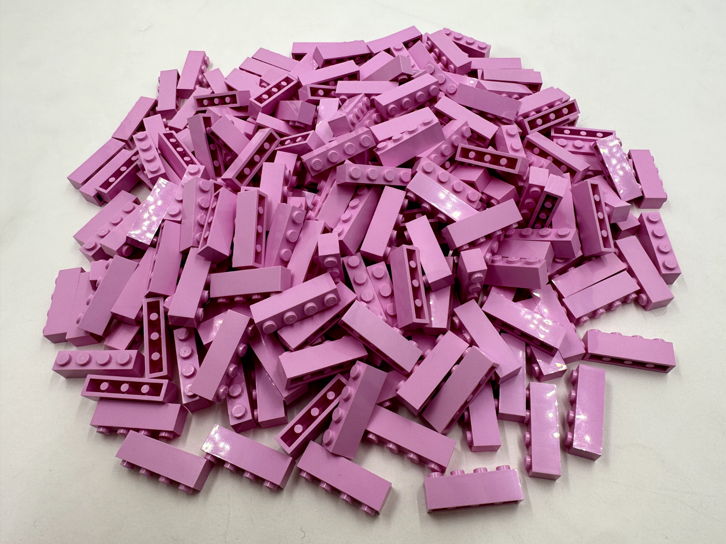 LEGO Pack of 200x New Bright Pink Brick 1 x 4 BULK BRICKS