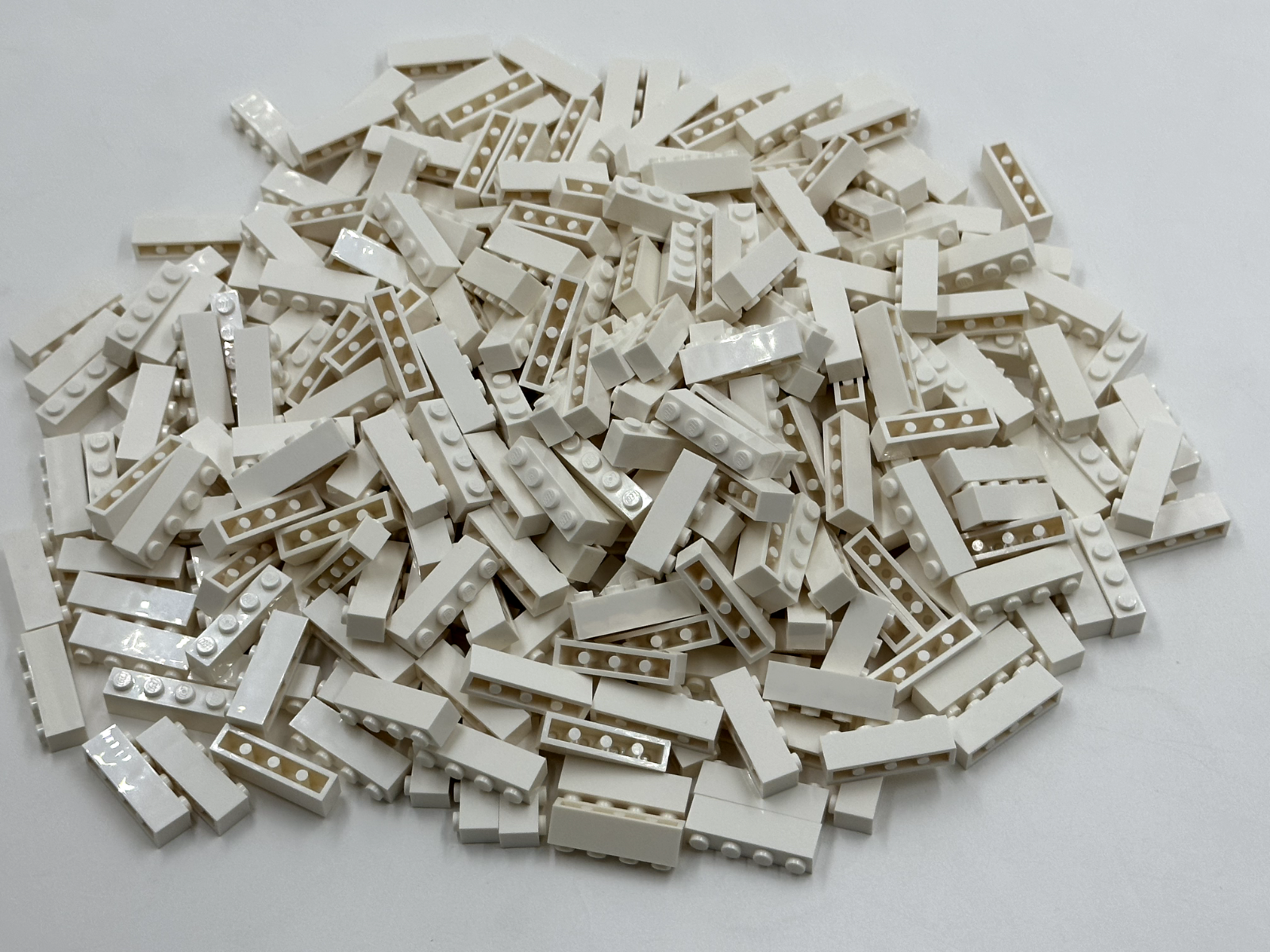 LEGO Pack of 200x New White Brick 1 x 4 BULK BRICKS
