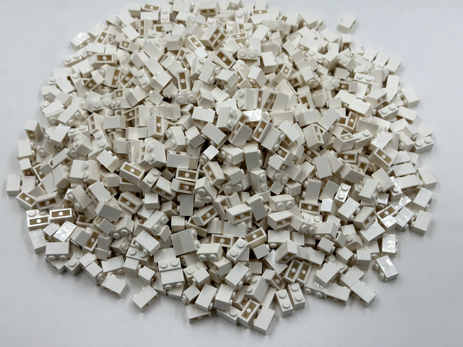 LEGO Pack of 200x New White Brick 1 x 2 BULK BRICKS
