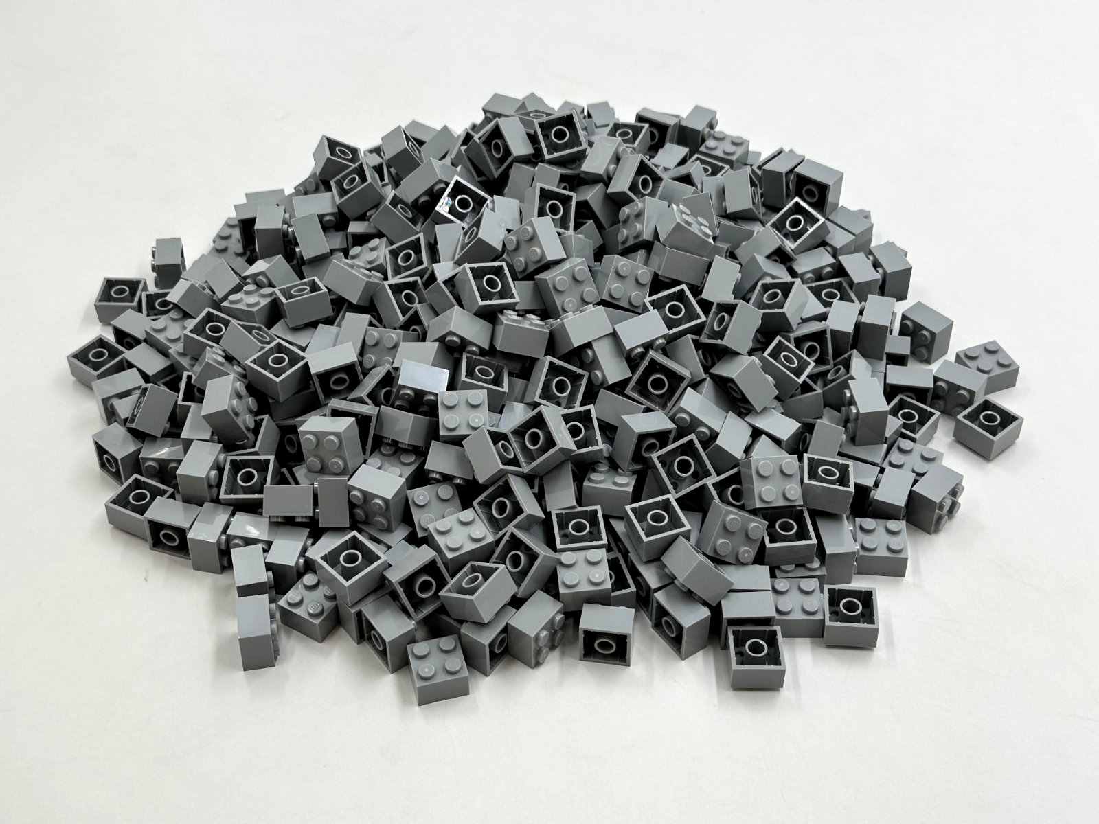 LEGO Pack of 100x New Light Bluish Gray Brick 2 x 2  BULK BRICKS