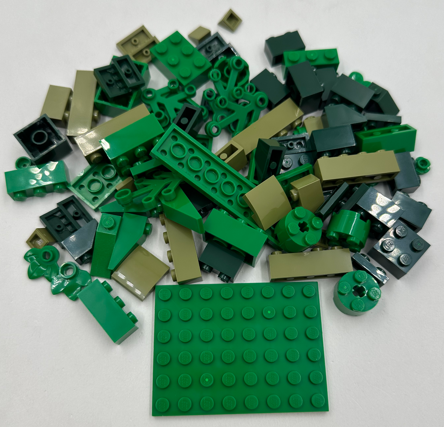 NEW LEGO Assorted Bulk Brick Pack: Green