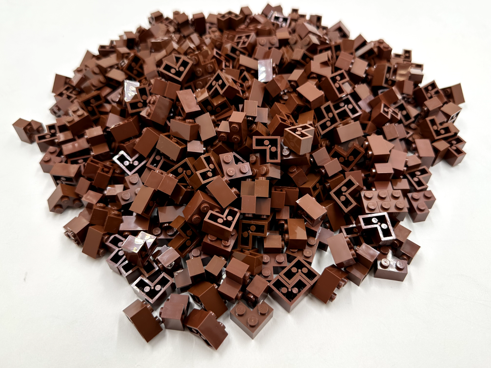 LEGO Pack of 200x New Reddish Brown Brick 2 x 2 Corner  BULK BRICKS
