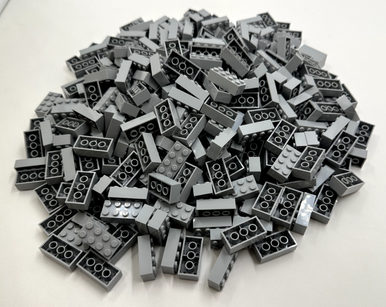 LEGO Pack of 200x New Light Bluish Gray Brick 2 x 4  BULK BRICKS
