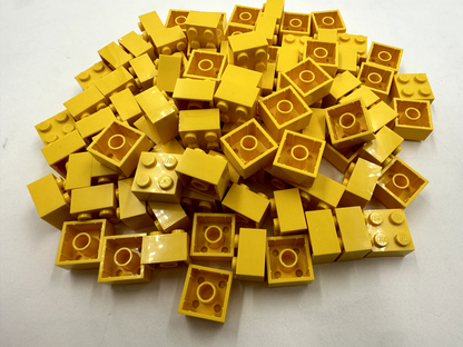 LEGO Pack of 200x New Yellow Brick 2 x 2  BULK BRICKS