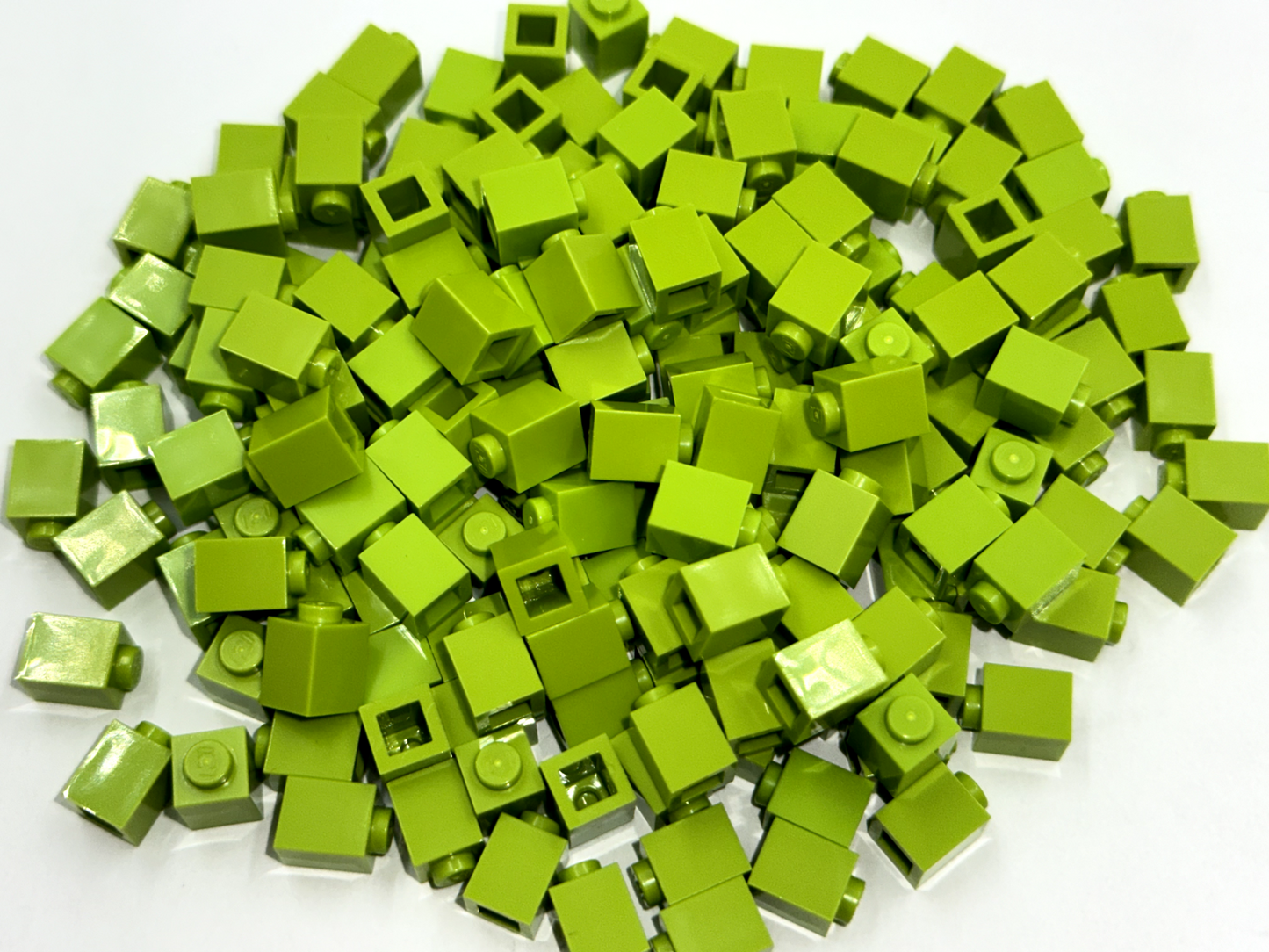 LEGO Pack of 200x New Lime Brick 1 x 1  BULK BRICKS