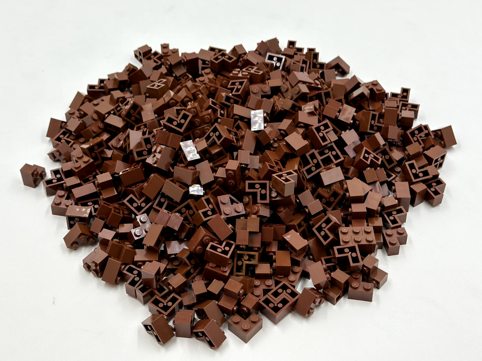 LEGO Pack of 200x New Reddish Brown Brick 2 x 2 Corner  BULK BRICKS